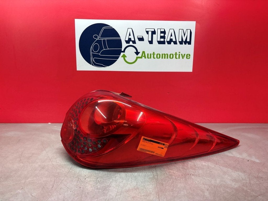 FEU ARRIÈRE DROIT Peugeot 207 SW (WE / WU) (|6351CT|), Autos : Pièces & Accessoires, Éclairage, Peugeot, Utilisé