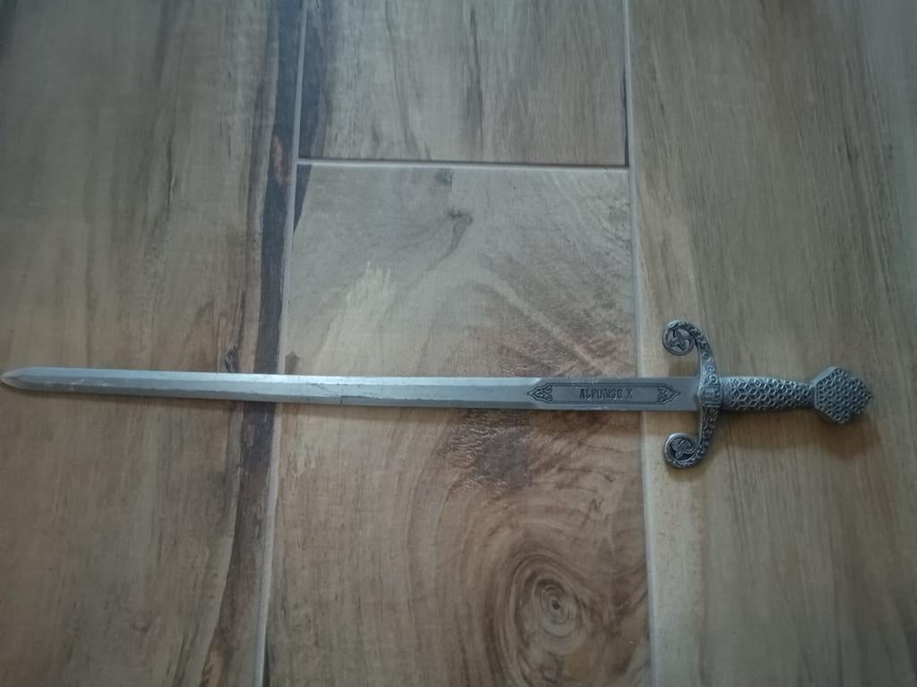 Épée rustique Alfonso X décorative, Enlèvement
