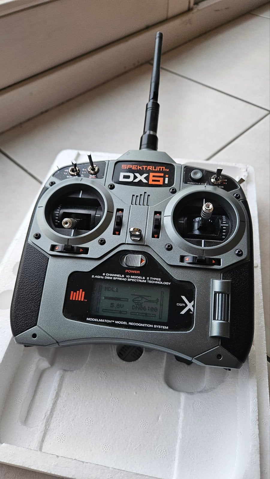 Spektrum DX6i 2.4GHz Zender (DSMX), Hobby en Vrije tijd, Ophalen of Verzenden, Zo goed als nieuw