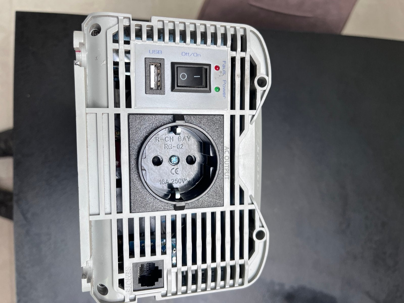 Omvormer 230volt te koop, Ophalen of Verzenden