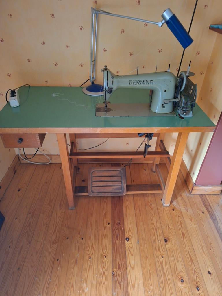 Machine à coudre Bernina, Enlèvement
