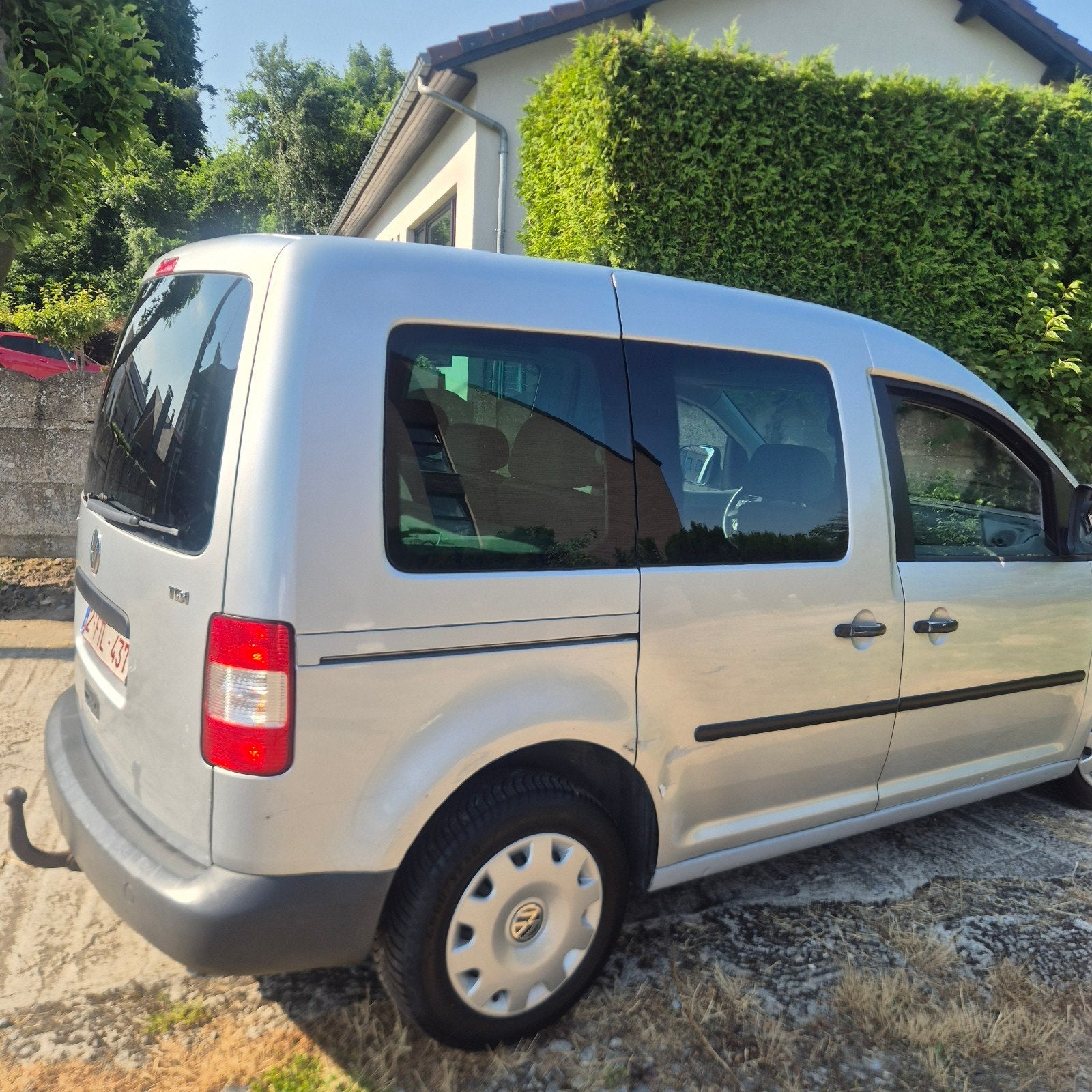Volkswagen caddy 1.9 TDI 77 kw 2004 climatisation 300000 km, Auto's, Volkswagen, Voorwielaandrijving, 19 cc, Automatische klimaatregeling
