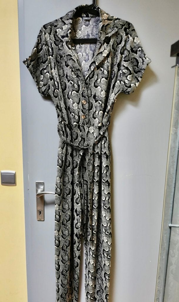 Jumpsuit - ZEEMAN - maat 44, Vêtements | Femmes, Combinaisons, Taille 42/44 (L), Enlèvement ou Envoi, Zeeman, Comme neuf