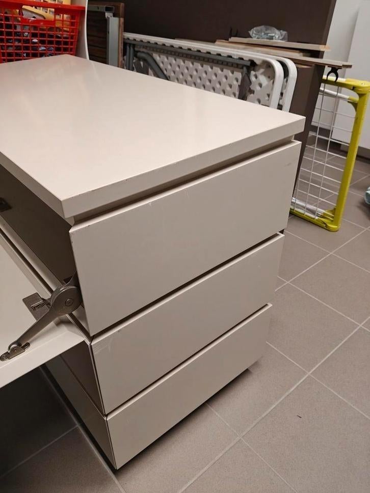 Tv-meubel met valluik voor digicorder e.d. + 2 schuiven, Enlèvement