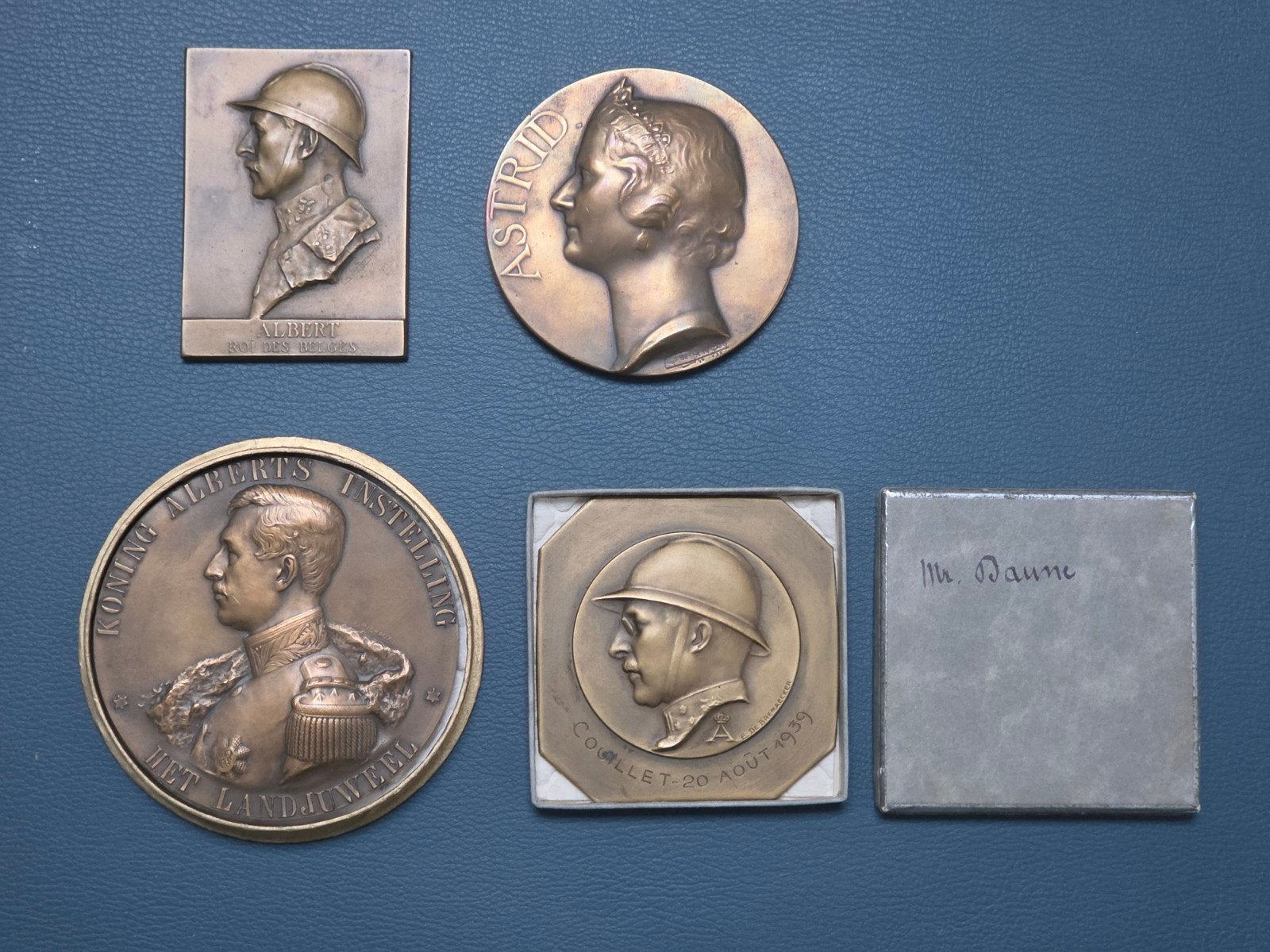 4 medailles Koning Albert / Koningin Astrid, Postzegels en Munten, Ophalen of Verzenden