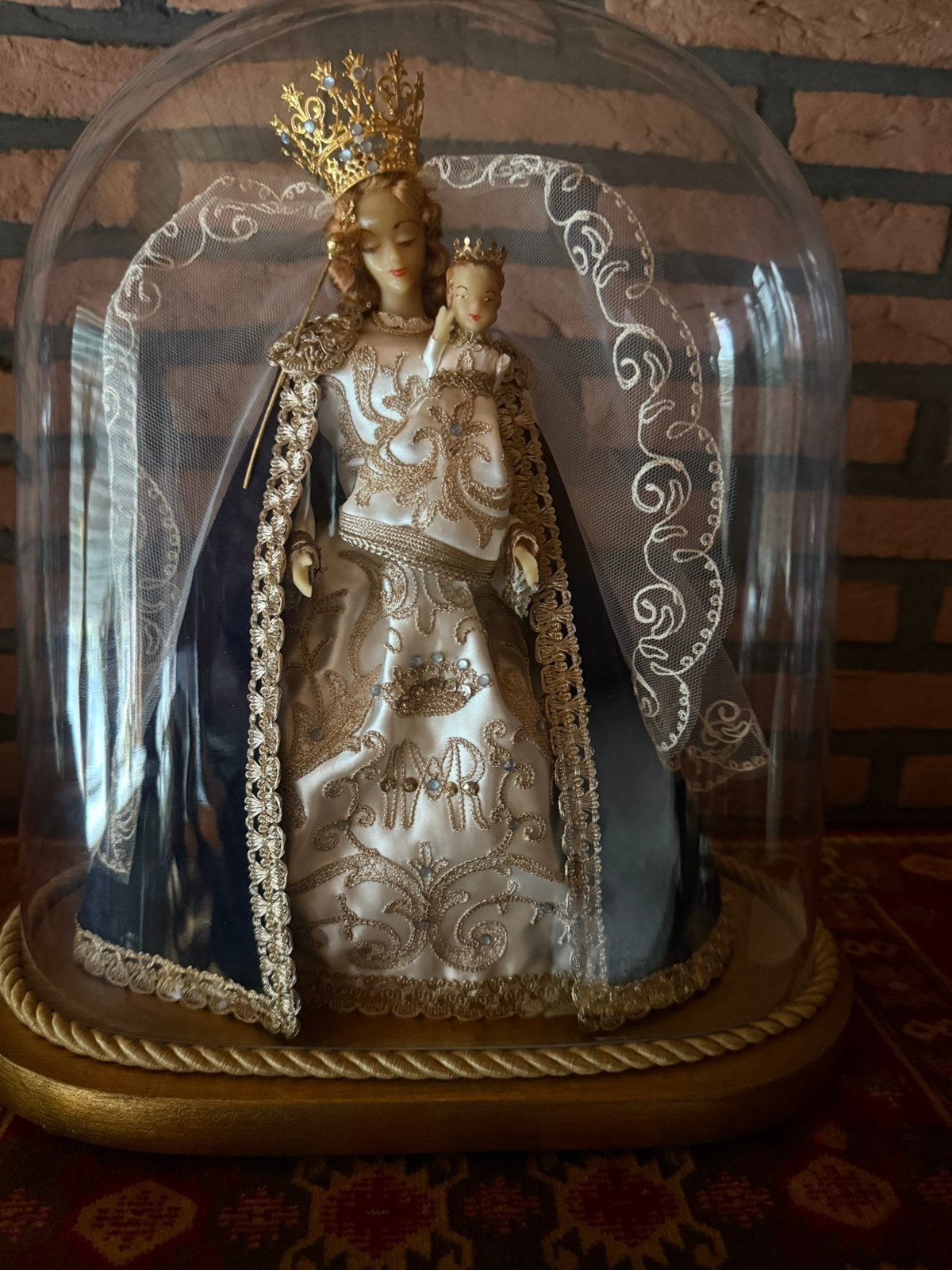 O.L.V. Roosbeek sous une cloche de verre — Marie et l'Enfant, Antiquités & Art, Enlèvement