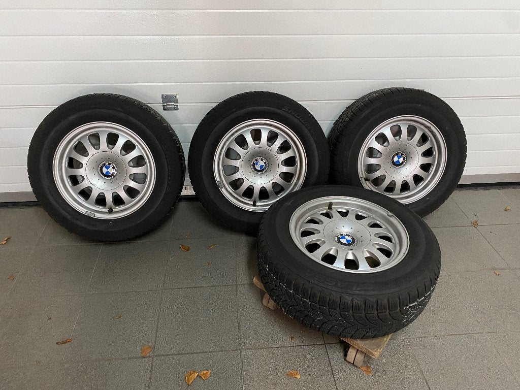 BMW Winterbanden en alu velgen,, Ophalen, Winterbanden, Velg(en)