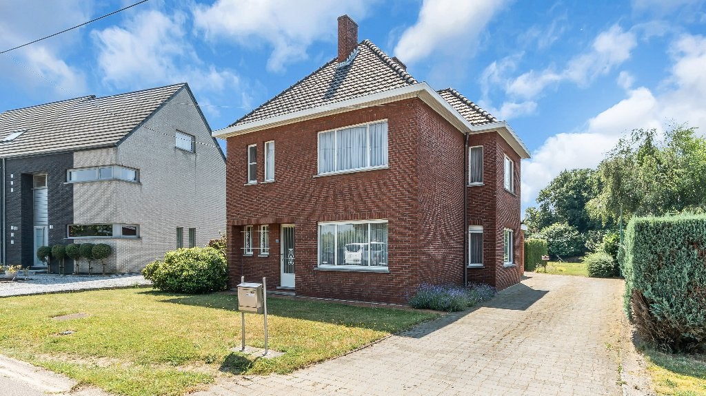 Woning op 1.287 m² met zuidtuin en renovatiepotentieel, Immo, Huizen en Appartementen te koop, 1000 tot 1500 m², 606 kWh/m²/jaar
