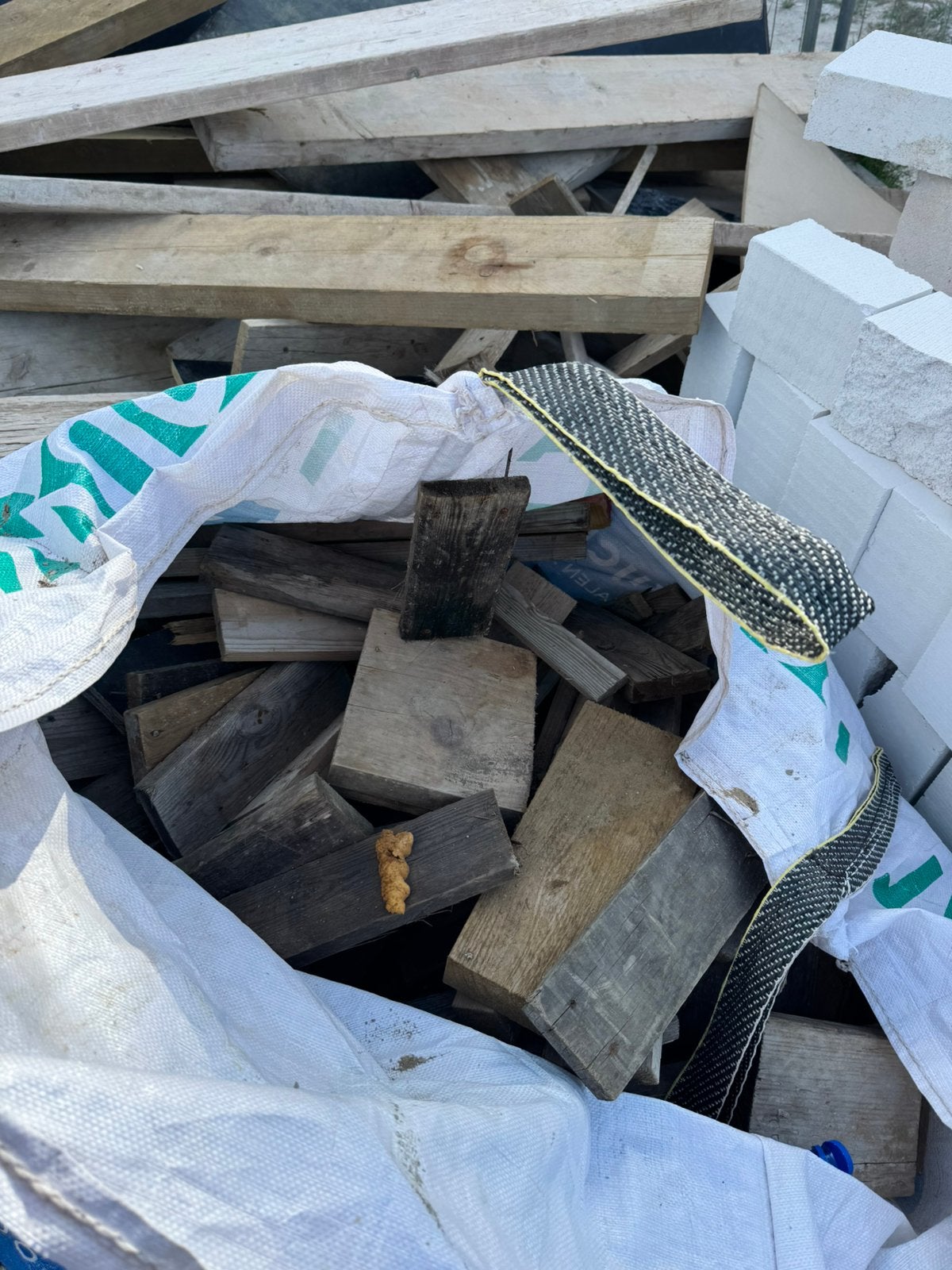 Houten balken gratis mee te nemen, Doe-het-zelf en Bouw, Hout en Planken, Ophalen, Gebruikt