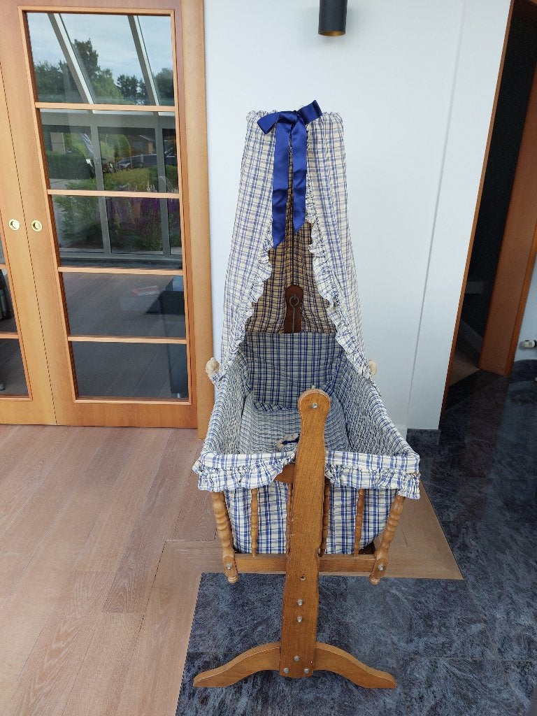 Wieg, Kinderen en Baby's, Babywiegjes en Ledikanten, Ophalen, Gebruikt, Wieg