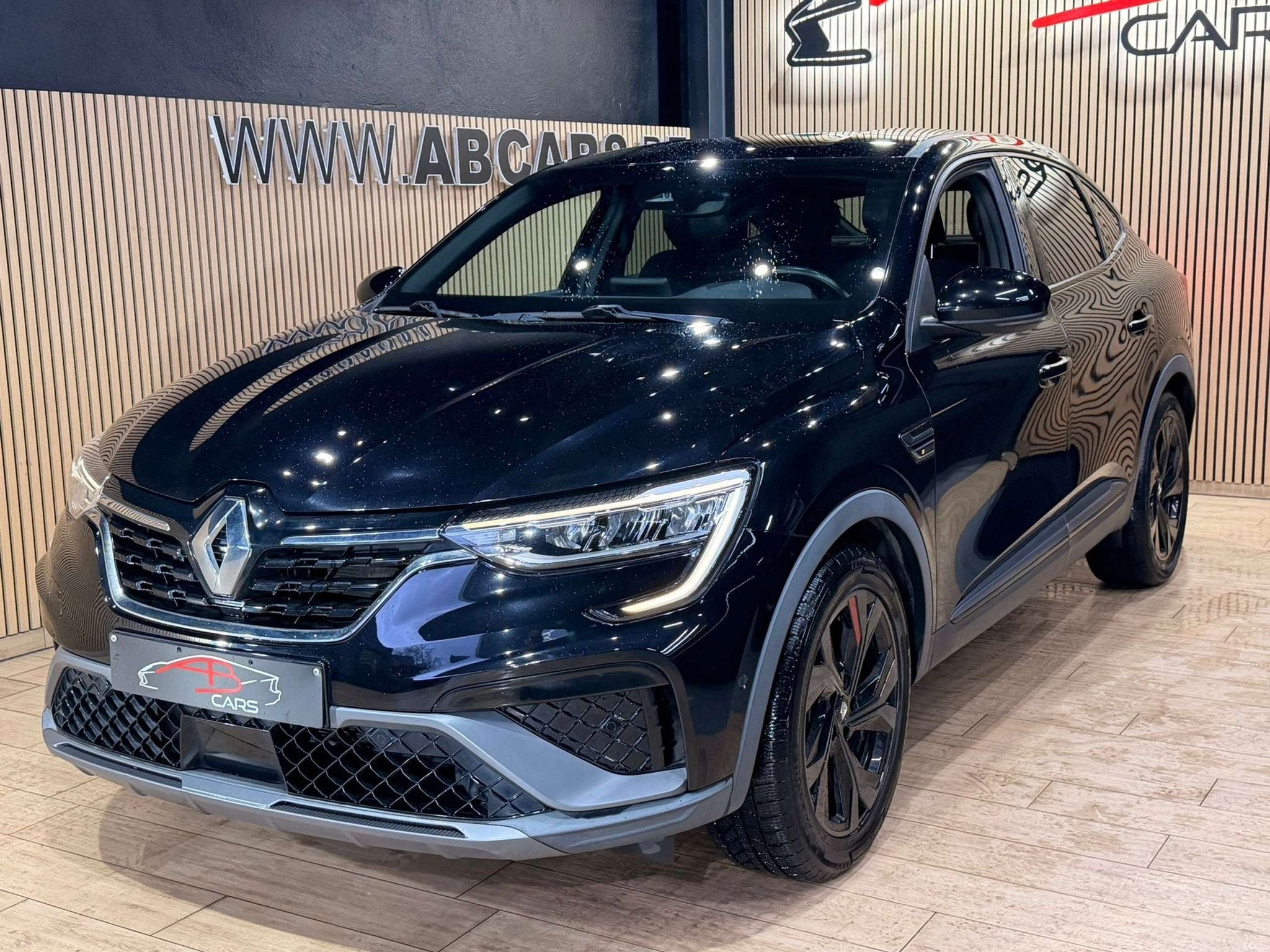 Renault Arkana E-TECH HYBRD RS LINE * GARANTIE 12 MOIS * R.S, Autos, Renault, Cuir, Arkana, Achat, Noir