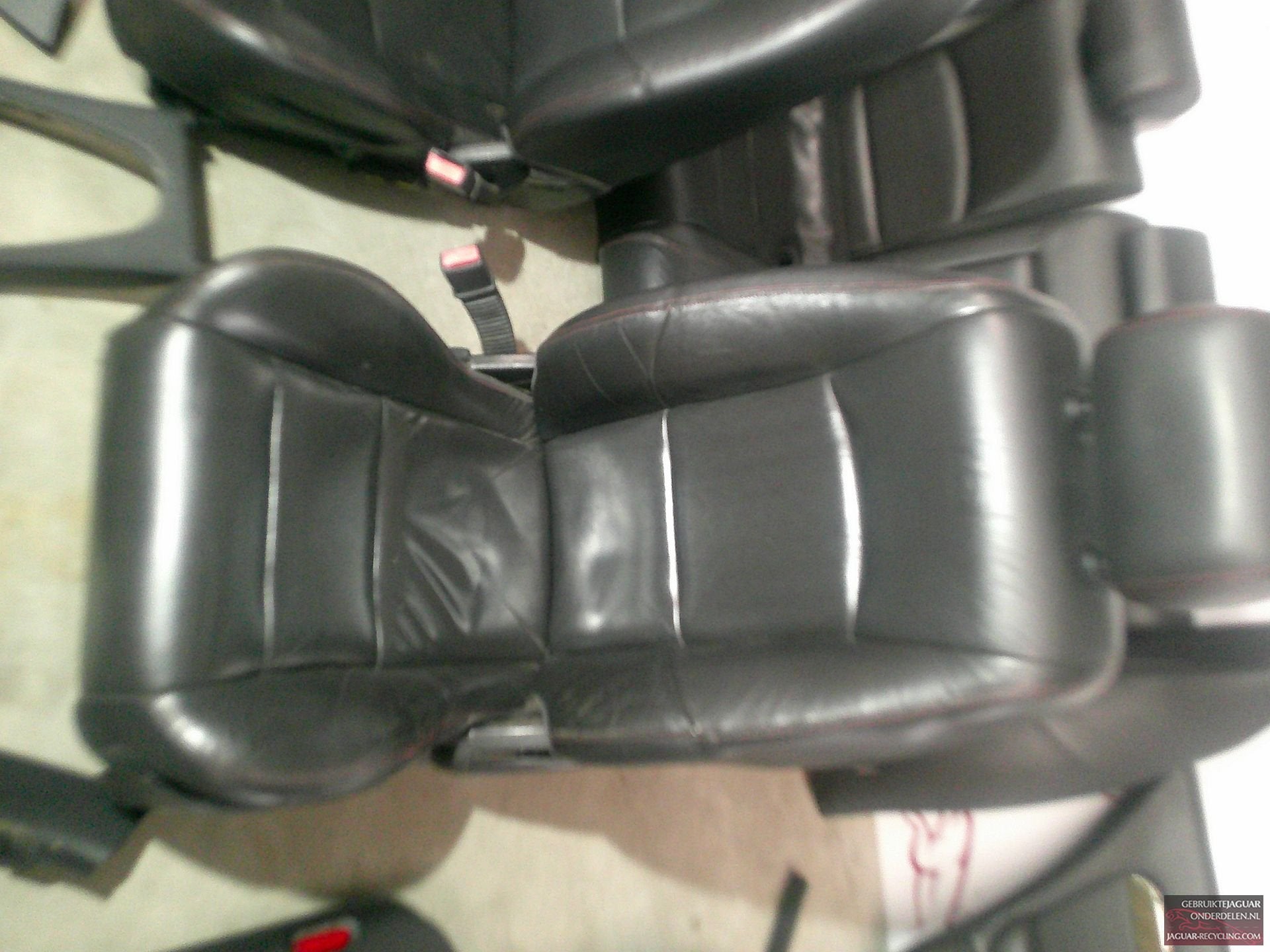 Interieur zwart met rode stiksels Jaguar S-Type – R set zo a, Gebruikt, -, Ophalen of Verzenden, Jaguar