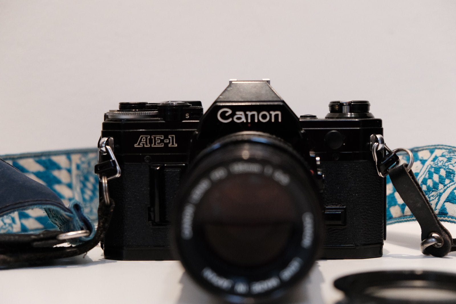 Canon AE-1 et Canon FD 135 mm f/3,5, TV, Hi-fi & Vidéo, Appareils photo analogiques, Enlèvement ou Envoi, Utilisé, Reflex miroir