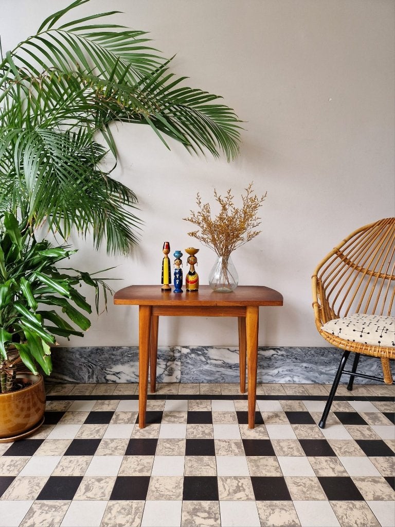 Vintage midcentury Deens tafeltje | bijzettafel | sidetable, Gebruikt, Rechthoekig, Hout, Ophalen
