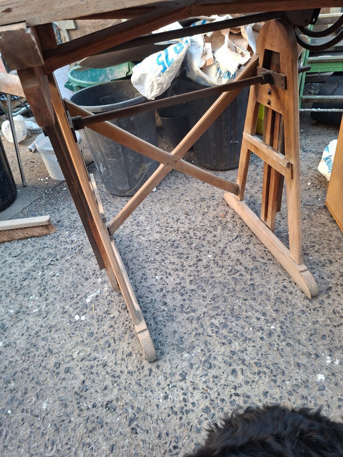 ancienne table à dessin / établi d'architecte ou de menuisie, Enlèvement