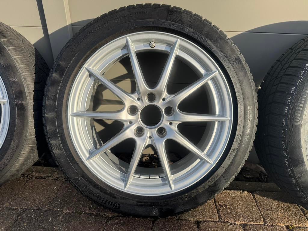 4 Mercedes 17” velgen + Winterbanden, Autos : Pièces & Accessoires, Pneus & Jantes, Pneus et Jantes, Pneus hiver, 17 pouces, 205 mm