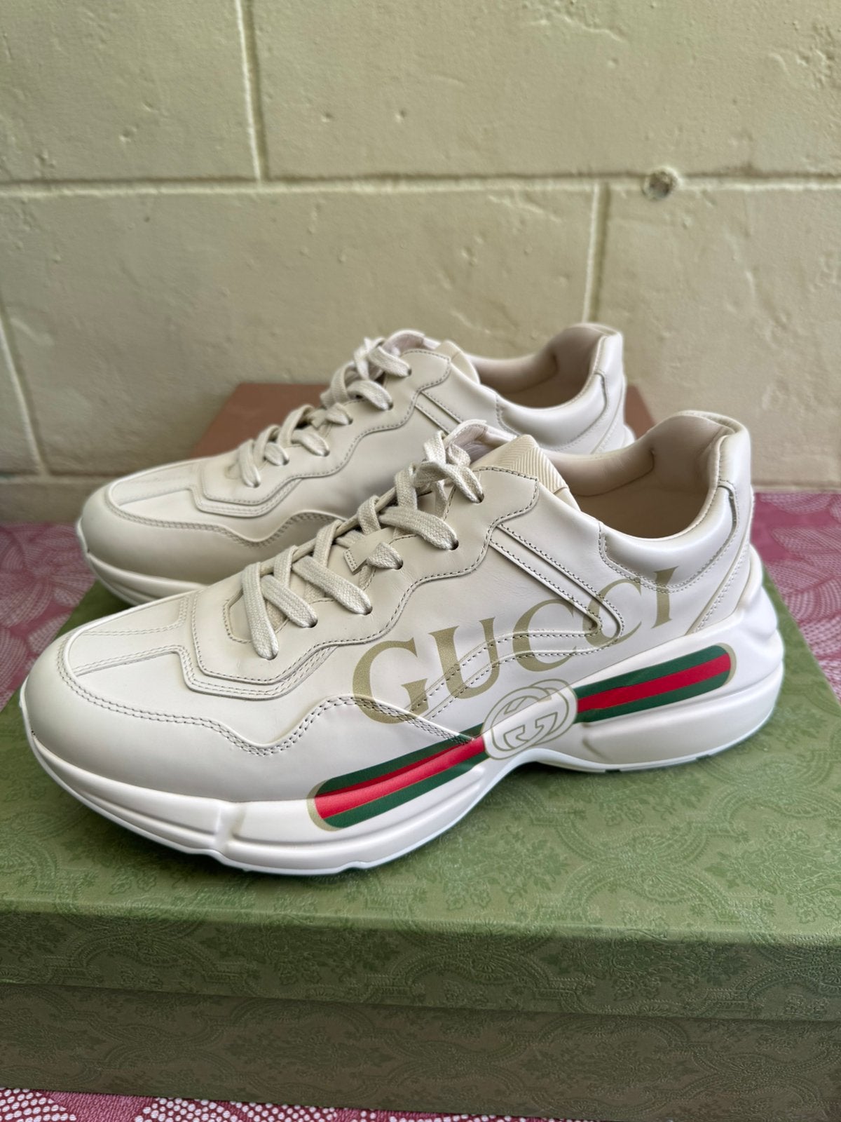 Gucci Rhyton sneakers plinternieuw maat 42,5, Kleding | Heren, Schoenen, Overige kleuren, Nieuw, Ophalen of Verzenden, Sneakers