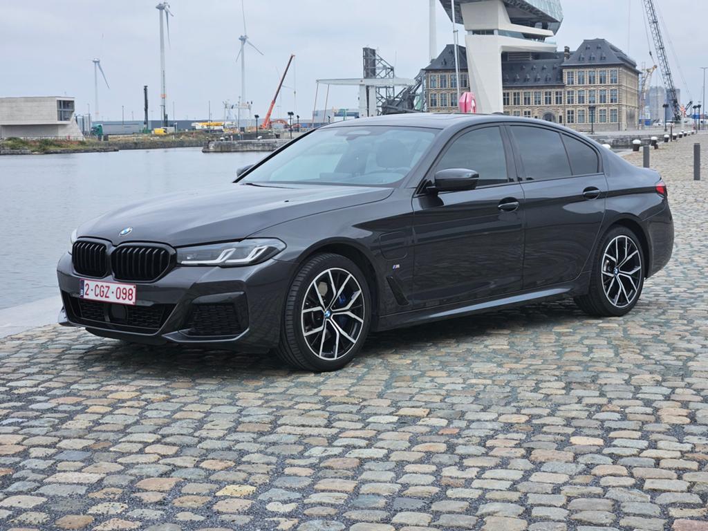BMW 530e 2021. km: 110.000, Autos, Cuir, 215 kW, 35 g/km, Autres couleurs