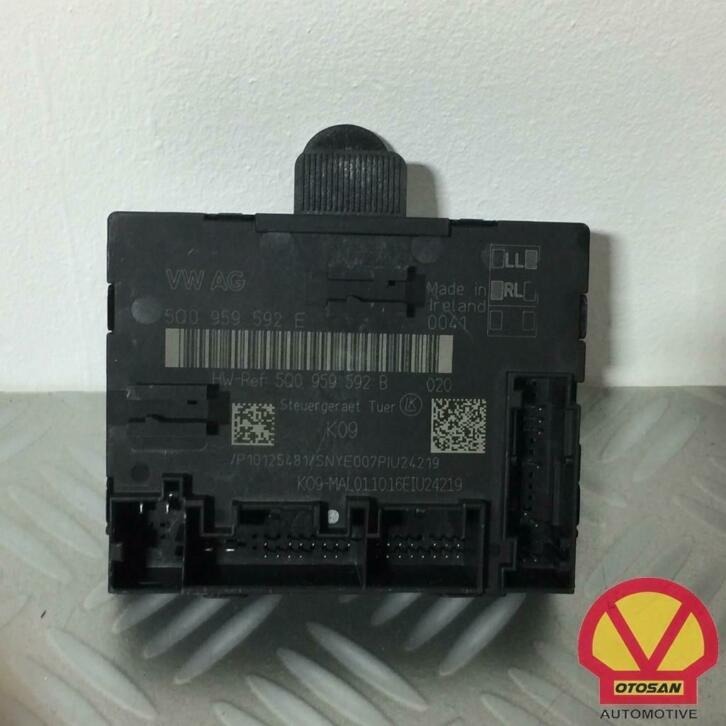 vw touran 5t deur portier module rechts voor 5q0959592e, Auto-onderdelen, Gebruikt, Volkswagen, Volkswagen AG, Vw@volkswagen.de