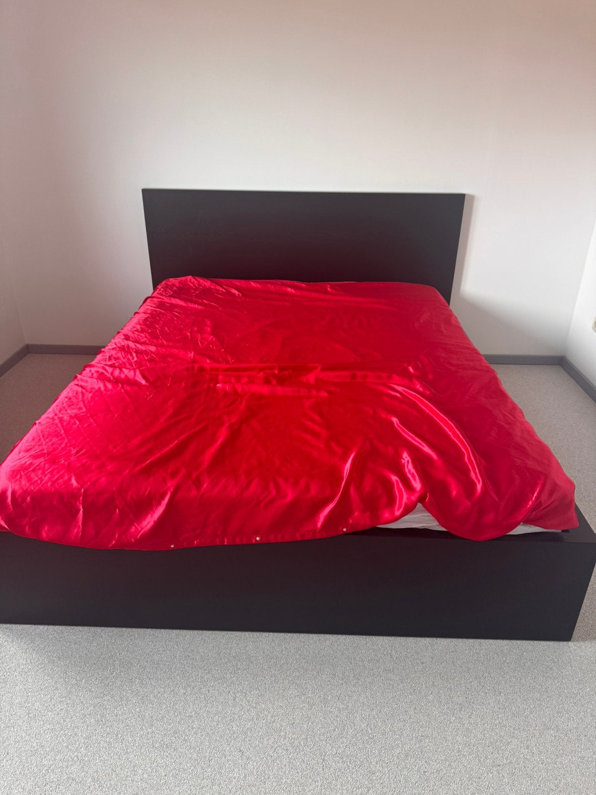 Bed en matras 180 x 200, Huis en Inrichting, Slaapkamer | Bedden, Ophalen, Zo goed als nieuw