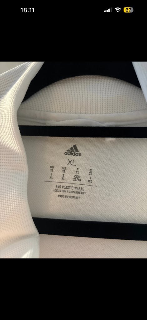 Kit d'entraînement du Real Madrid, Enlèvement ou Envoi, Comme neuf, Maillot