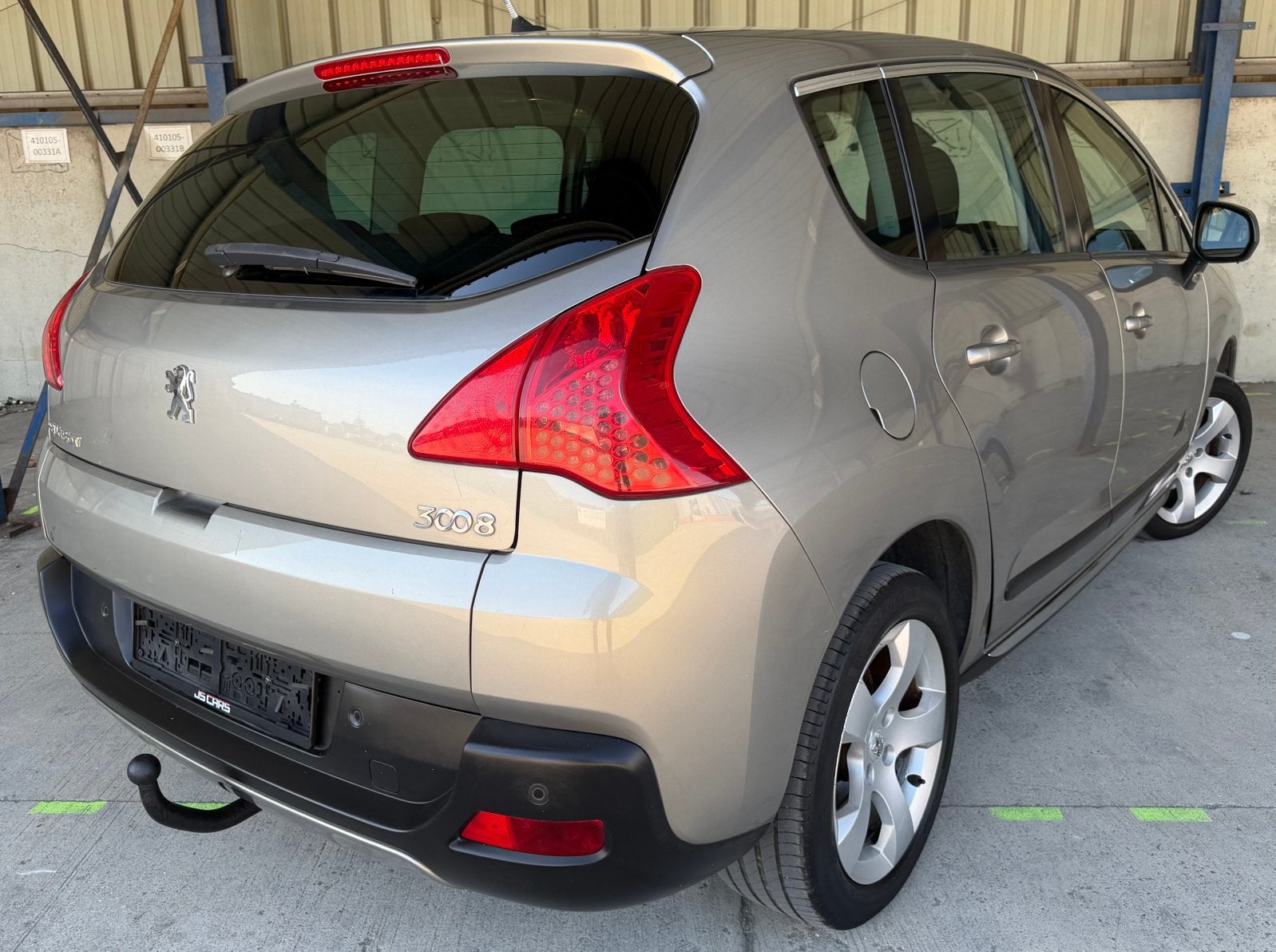 Peugeot 3008 / 1.6L hdi / Airco / Prêt à immatriculer, Argent ou Gris, Achat, Entreprise, Boîte manuelle