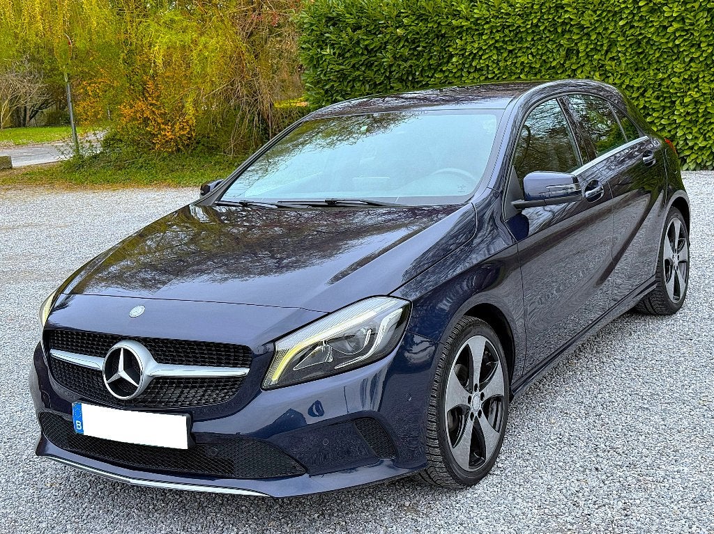 Mercedes-Benz A 180 d Automaat GPS Camera Sport Editie !, Auto's, Mercedes-Benz, Stof, Euro 6, 4 cilinders, Blauw