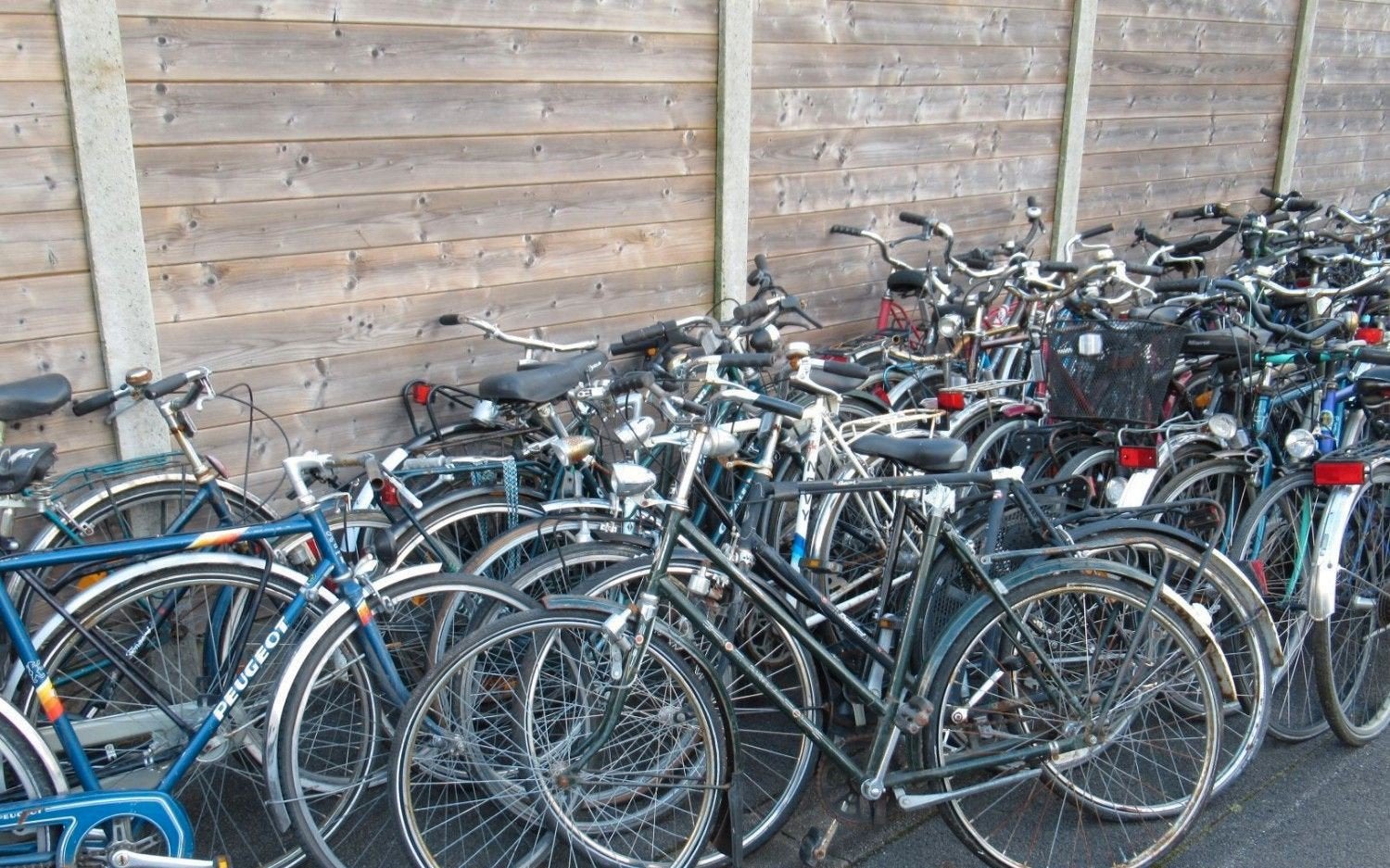 Restpartij van 5 a 10 retrofietsen., Ophalen