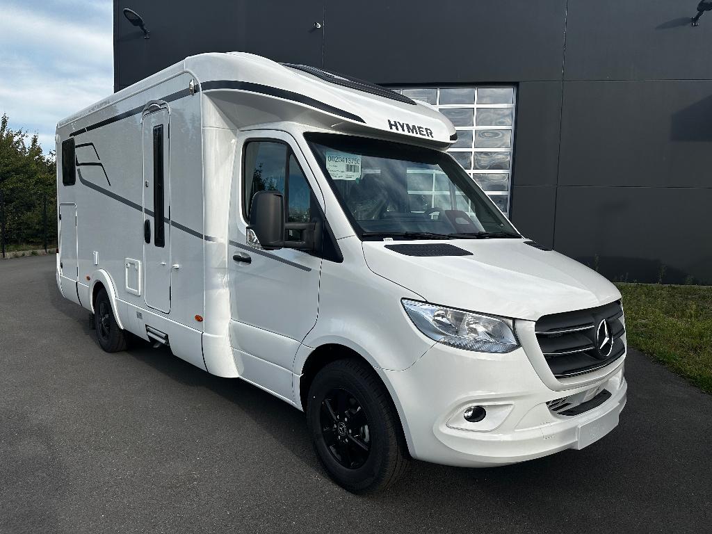 Hymer Tramp S 585 avec 5 sièges et couchages, Caravanes & Camping, Camping-cars, Marchepied électrique, Diesel, Automatique, Réfrigérateur