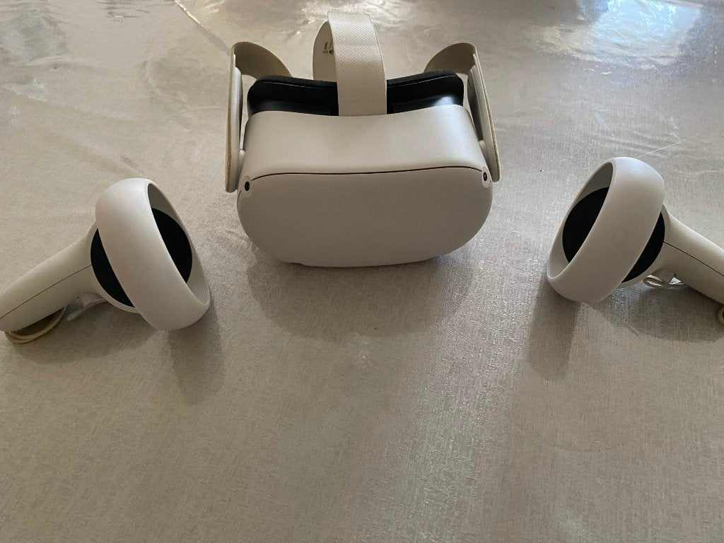 Meta Quest 2 64GB VR-headset met controllers, Games en Spelcomputers, Virtual Reality, Ophalen, Zo goed als nieuw, VR-bril, Overige platformen