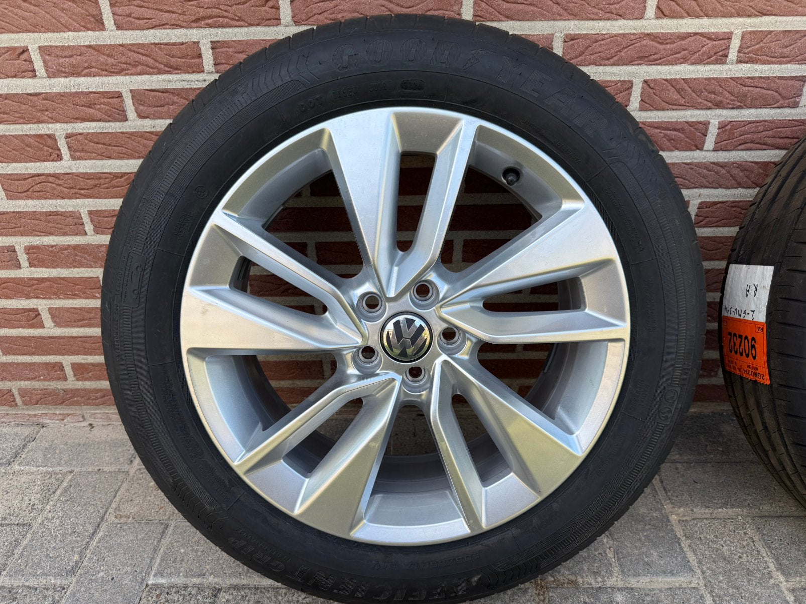 Volkswagen T-cross Taigo 17 inch Bangalore velgen origineel, Auto-onderdelen, Banden en Velgen, Ophalen, Banden en Velgen, 17 inch