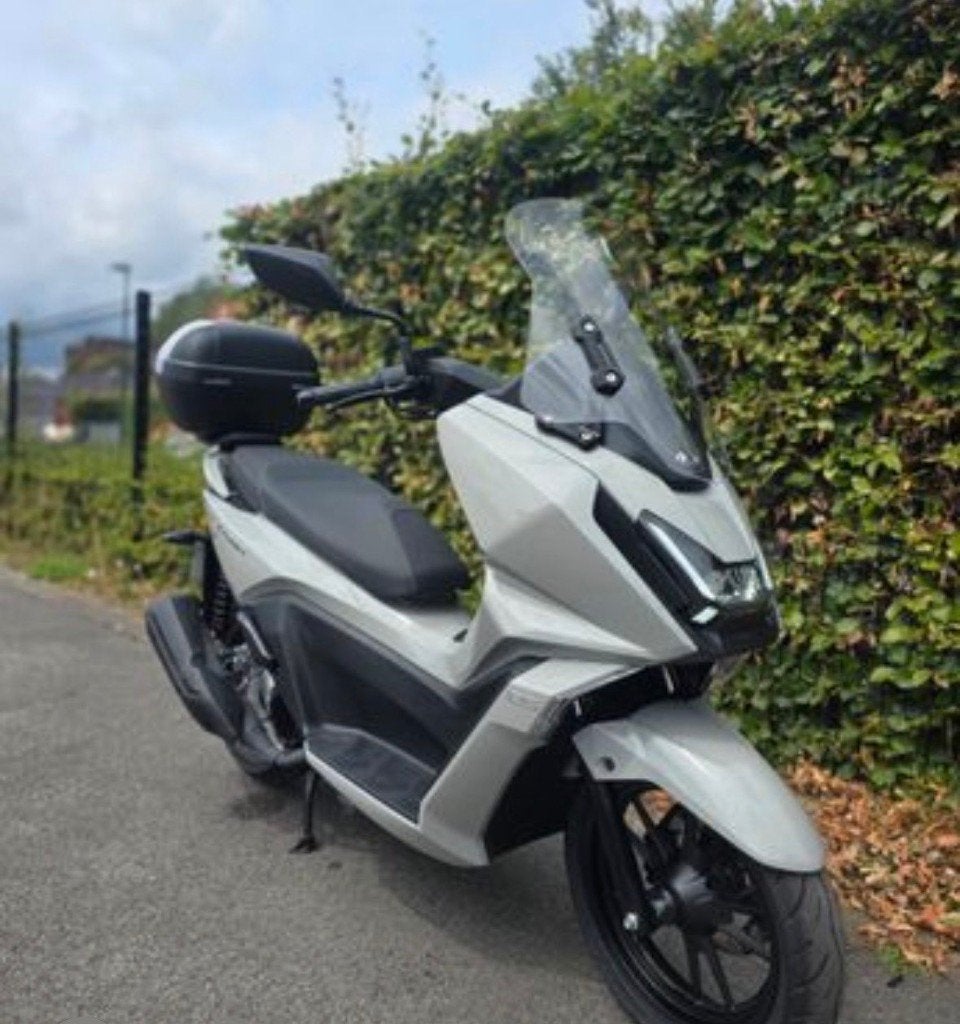Scooter kymco skytown grijze kleur 2026, Fietsen en Brommers, Nieuw, Ophalen of Verzenden, Klasse B (45 km/u), 50 cc