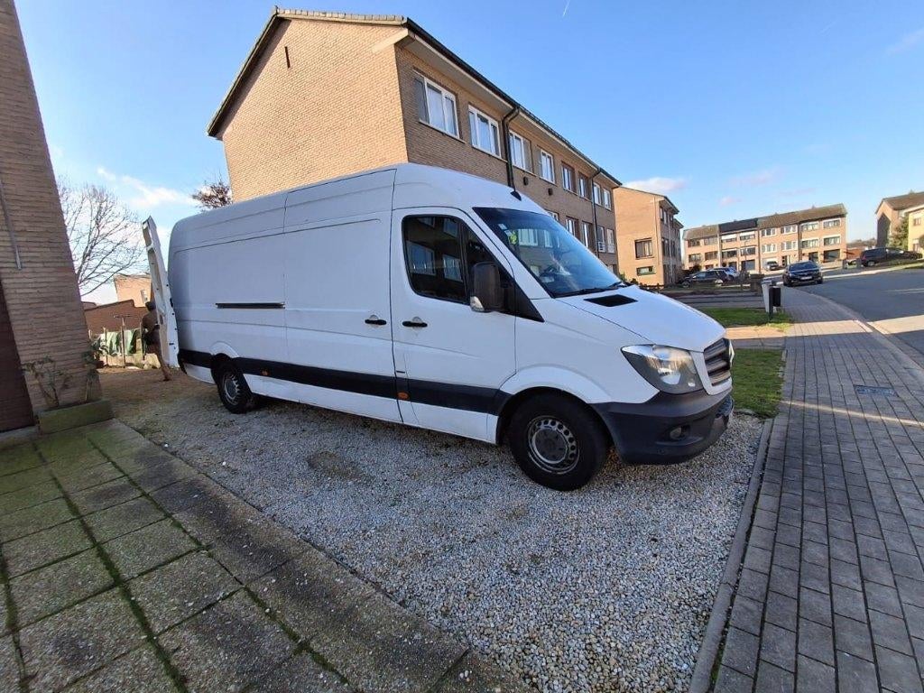 Mercedes-Benz Sprinter – L4 -  Année  2016, Autos, Camionnettes & Utilitaires, Achat, Boîte manuelle, Mercedes-Benz, Diesel