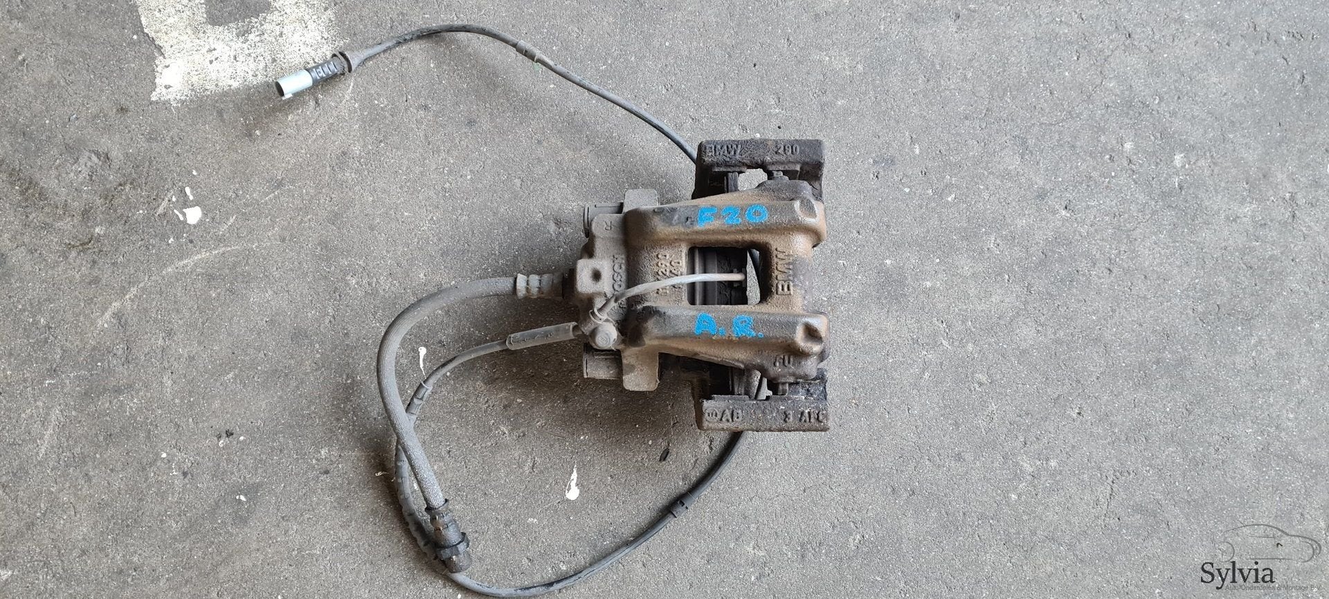 Remklauw rechts achter BMW 1 / 2 serie F20 F21 F22 F23 68508, -, Utilisé, -, -