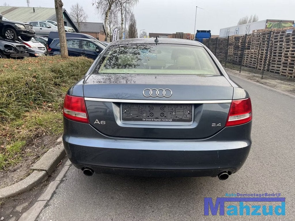 AUDI A6 C6 Grijs LZ7R achterbumper sedan 2004-2011, Auto-onderdelen, Gebruikt, AUDI AG, Auto-Union-Strasse 1
85045  Ingolstadt, DE
