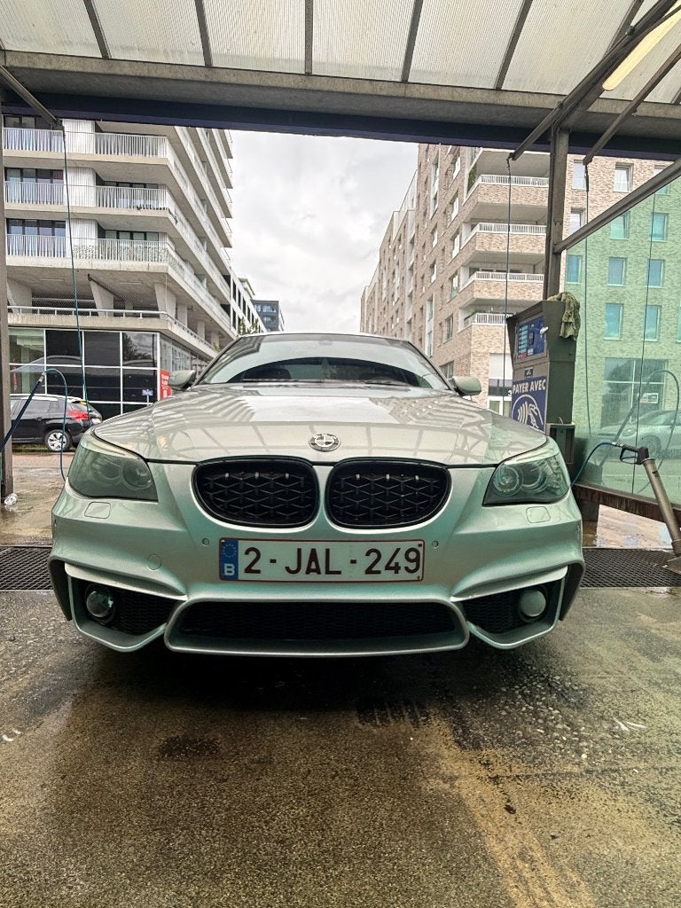 BMW 525i E60, Automaat, Achterwielaandrijving, Zwart, Leder
