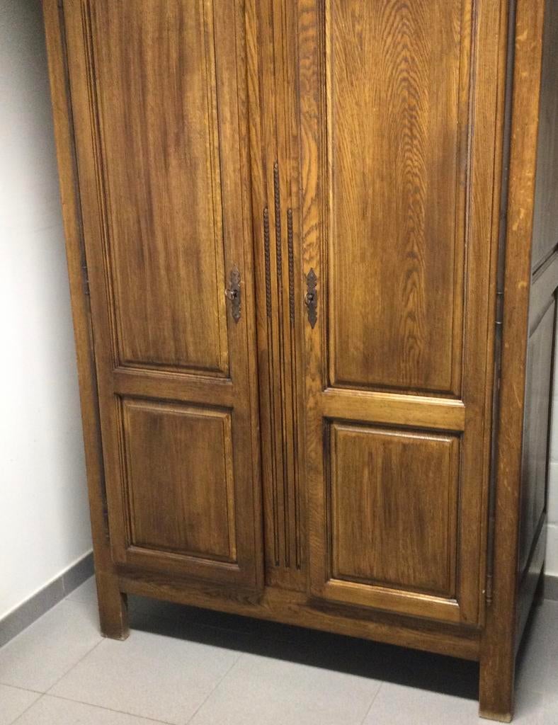 Eiken kast in goede staat, Ophalen