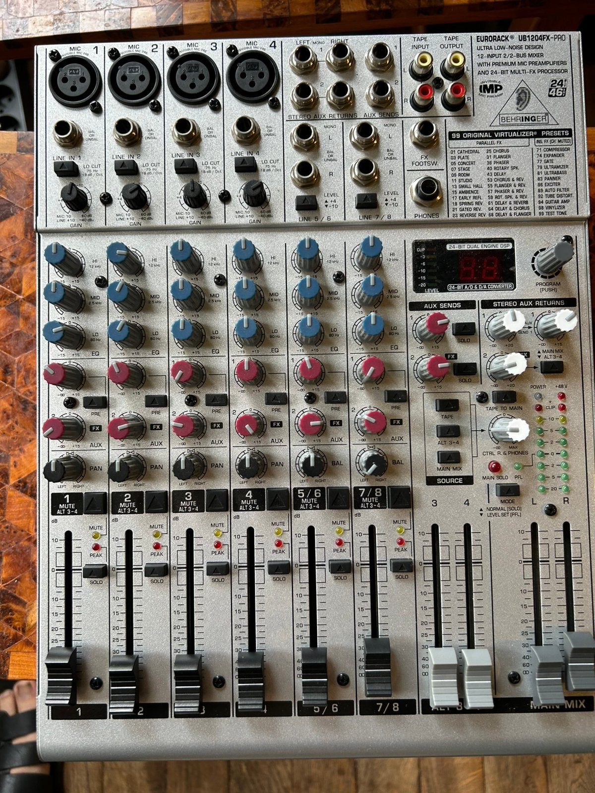 BEHRINGER EURORACK UB1204FX-PRO, Enlèvement ou Envoi, Comme neuf