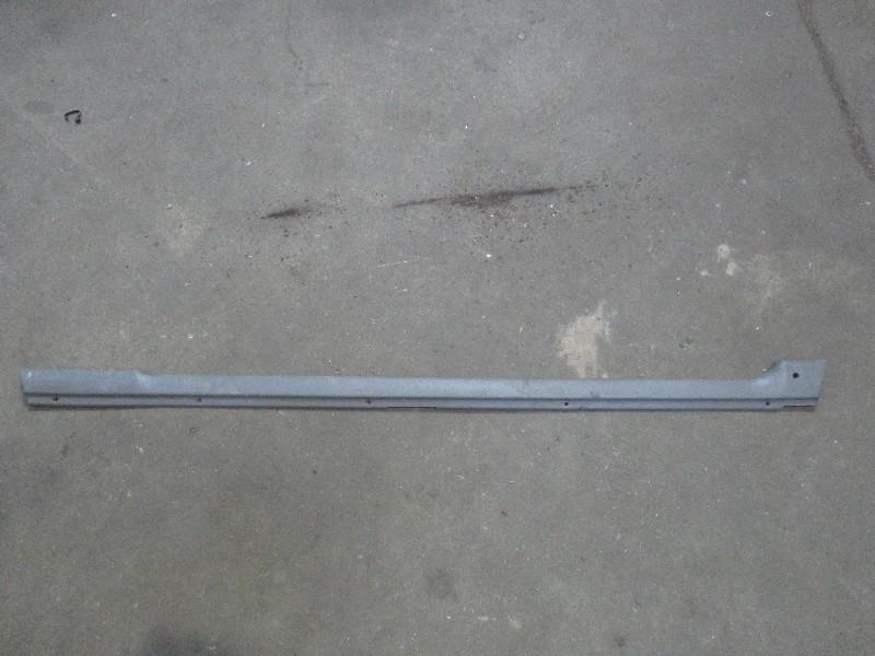 BAGUETTE DE PORTE AVANT DROITE Fiesta 2 (77fb-b13208-aa), Utilisé, Droite, Ford