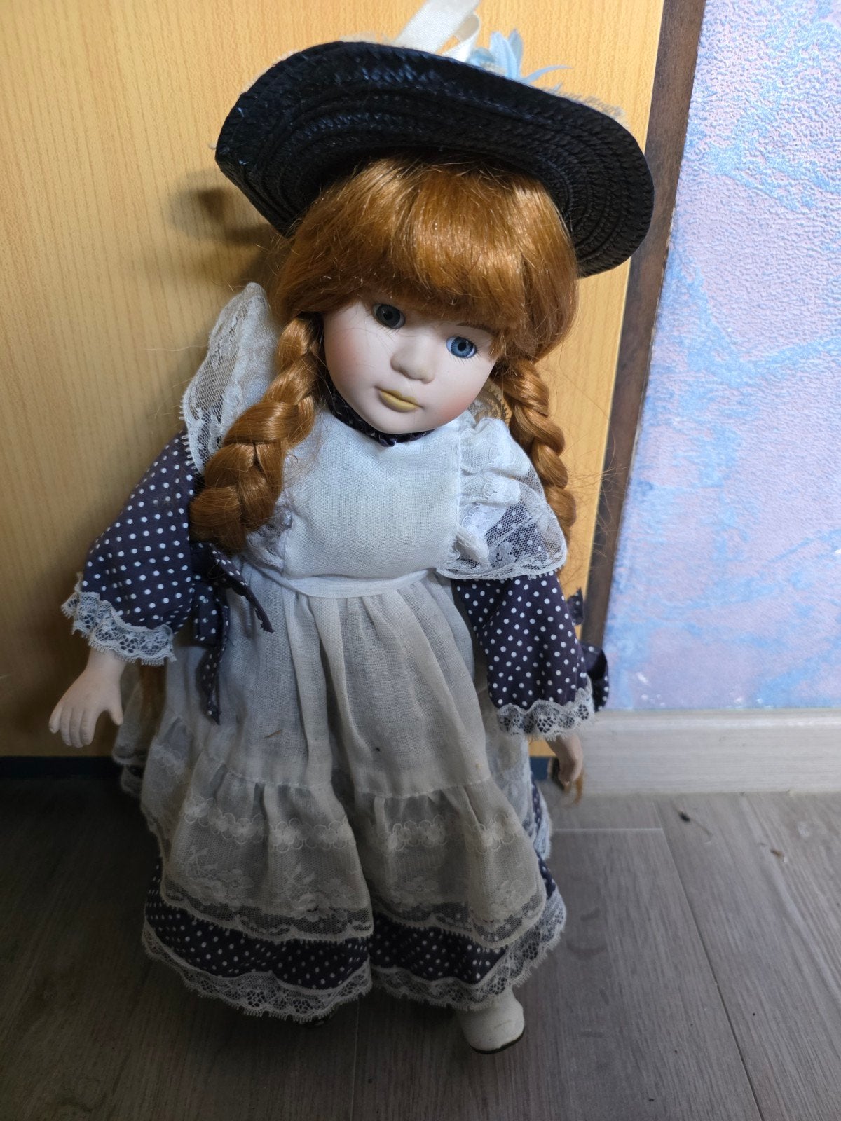 porseleinen pop, Verzamelen, Poppen, Ophalen of Verzenden, Pop