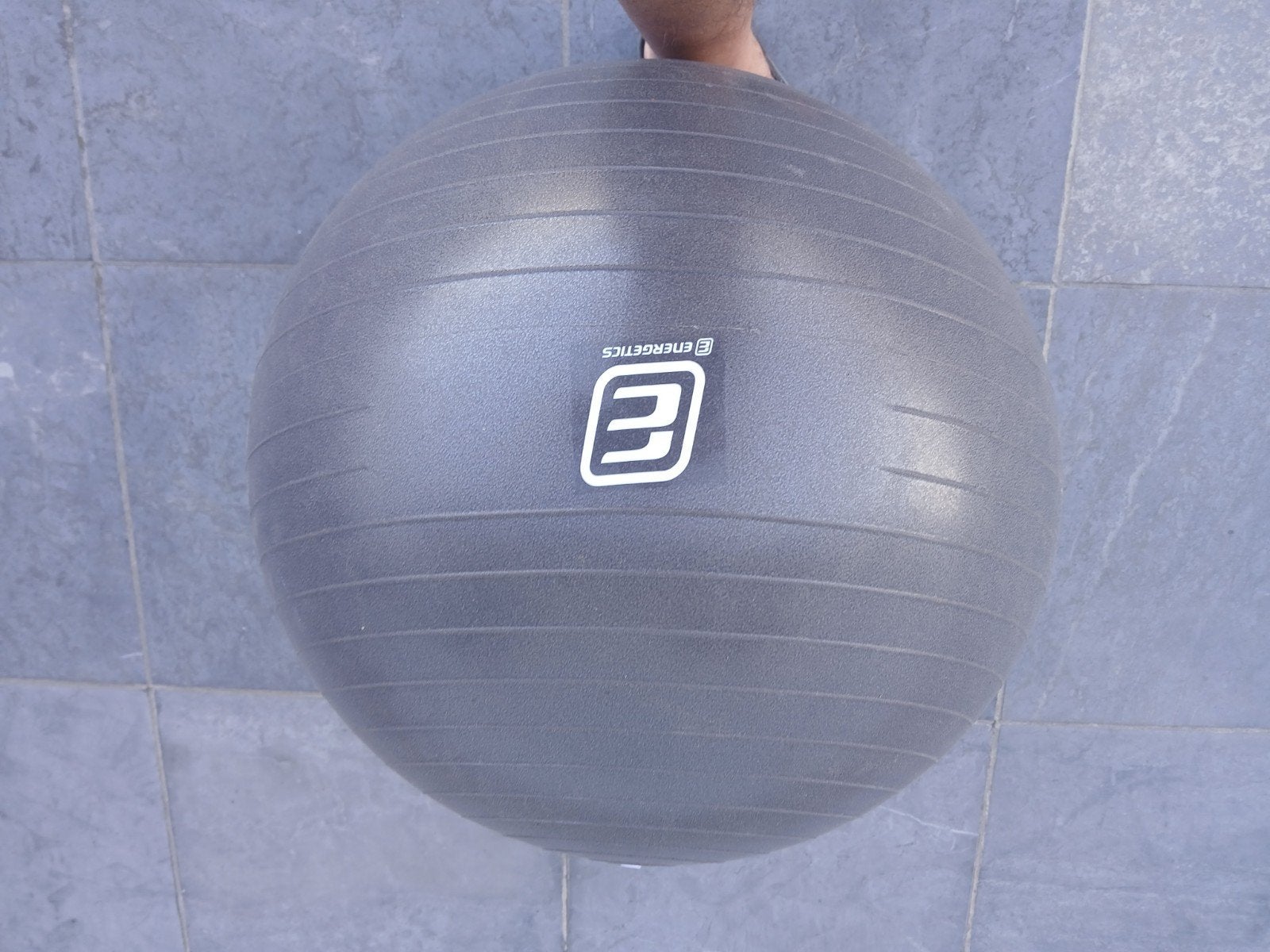 Energetics gymnastiek ball, Enlèvement