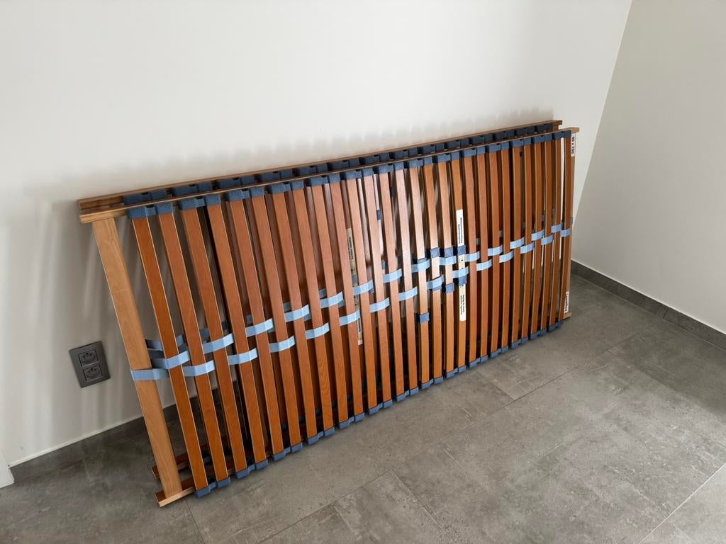 lattenbodem 90x200 (2 stuks), Huis en Inrichting, Slaapkamer | Matrassen en Bedbodems, Ophalen, Zo goed als nieuw, 200 cm, Matras