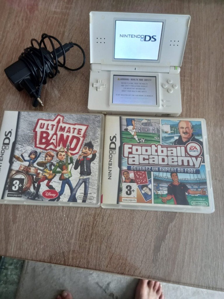 Console Nintendo Ds Lite Blanche + 2 jeux ++++++ impecc, Enlèvement ou Envoi, Utilisé, Blanc, Avec jeux