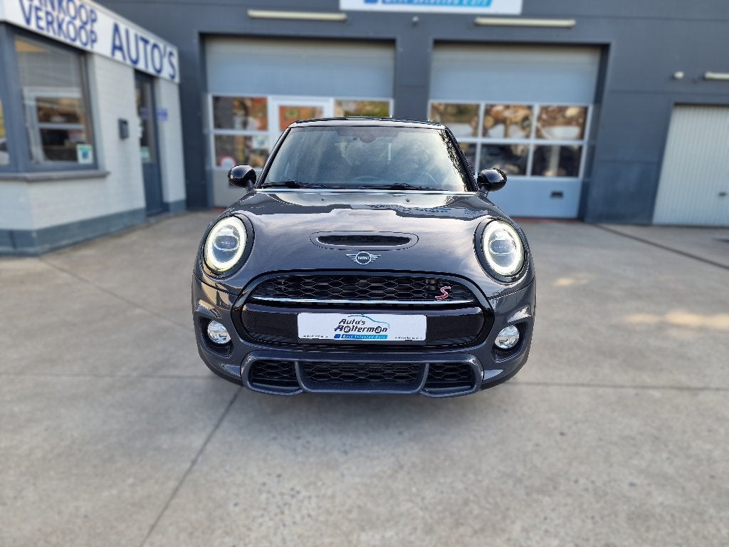 Mini 2.0 Cooper S 5 deurs JCW PACK * Led * Leder * GPS *, Voorwielaandrijving, 4 cilinders, Leder, Bedrijf