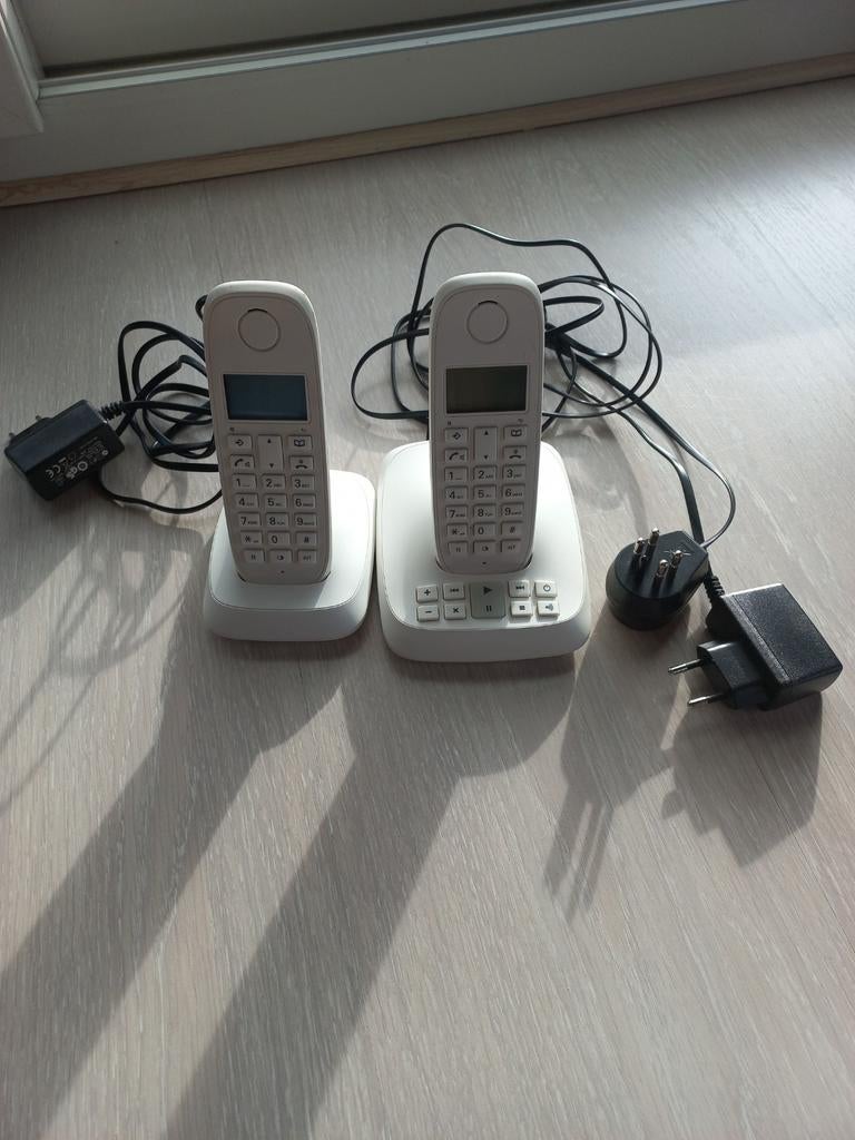 Draadloze telefoons MTlogic - 2 STUKS, Telecommunicatie, Ophalen, Gebruikt, 2 handsets