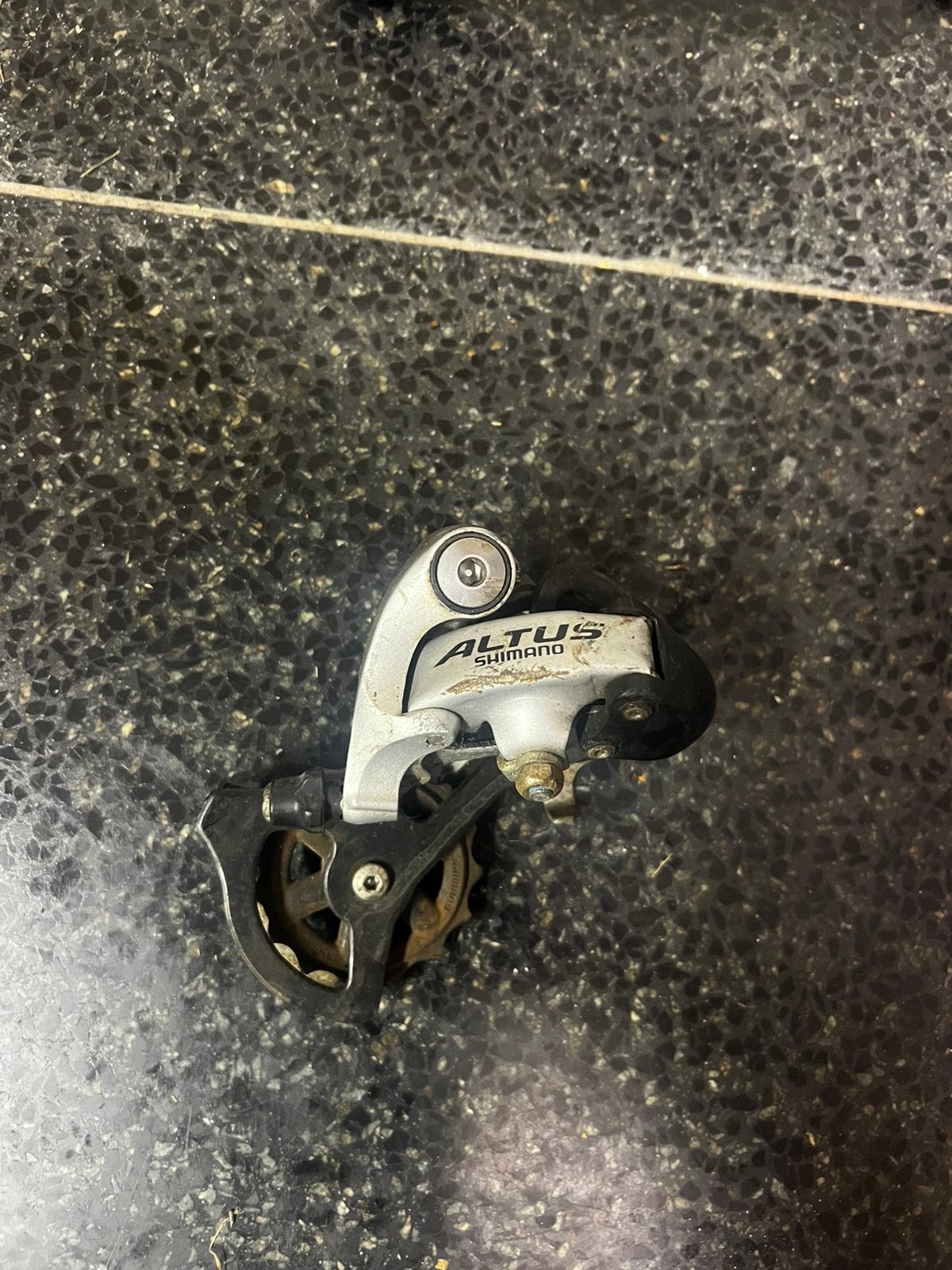 Gratis Shimano Altus derailleur, Fietsen en Brommers, Ophalen, Gebruikt, Derailleur of Ketting, Aluminium