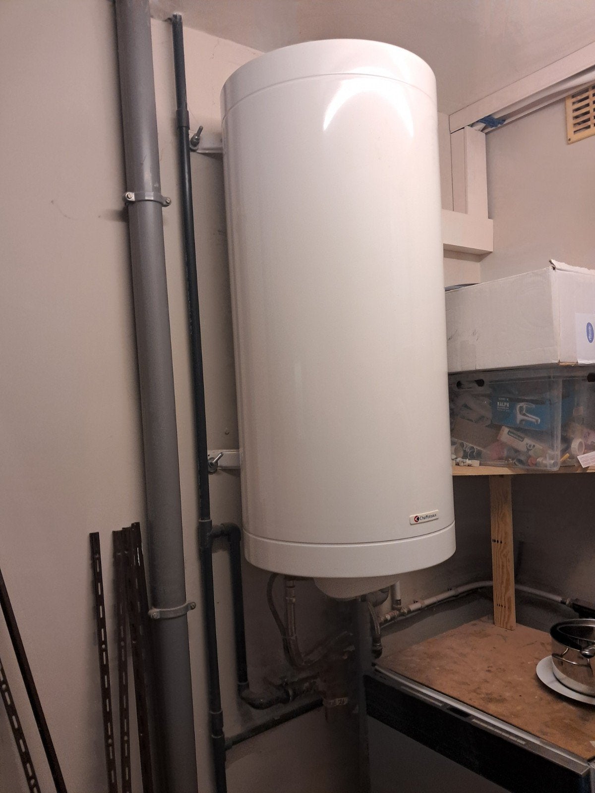 Boiler verticaal muur 150L 1800W 230V, 100 liter of meer, Ophalen, Zo goed als nieuw, Boiler