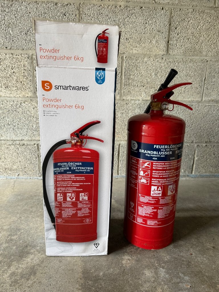 2 extincteurs à poudre ABC Smartwares 6 kg, Maison & Meubles, Extincteurs & Coffres-forts, Enlèvement, Comme neuf, Extincteur