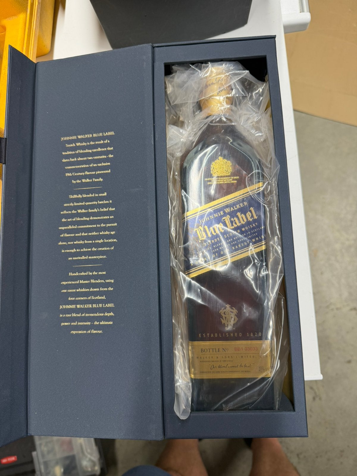 Johnnie Walker blue label 1 liter, Verzamelen, Biermerken, Ophalen of Verzenden, Nieuw, Overige merken