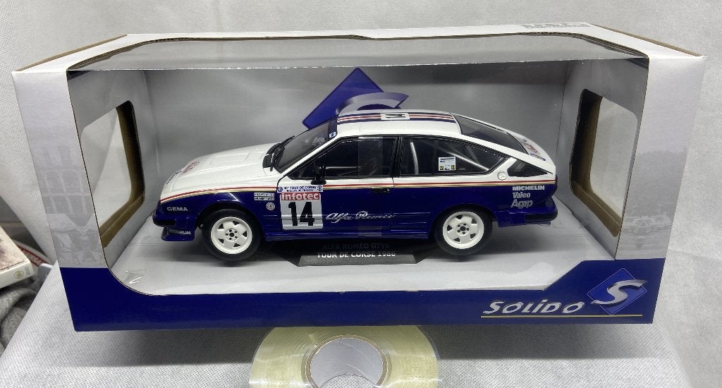 Solido 1:18 Alfa Romeo GTV6 Neuve, Neuf, Autres marques, Voiture, Plus grand que 1:32